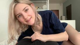 18 yo blonde giving a great oral service in POV