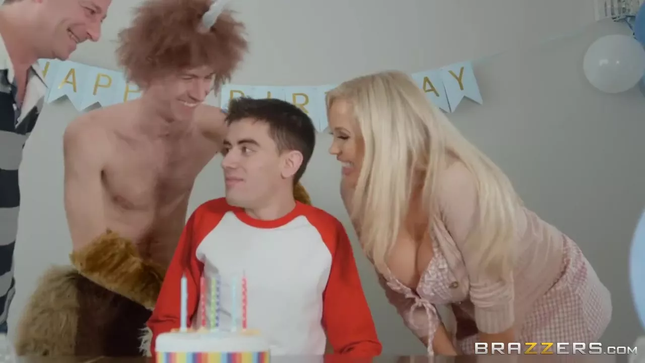 Free Sex Video Birthday Party - American virgin boy gets fucked on his 18th birthday - HDTEEN.PORN
