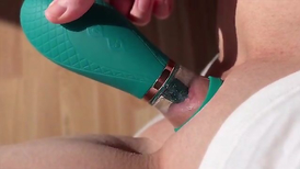 I wiggle from a heavy orgasm (WAIT FOR THE END)